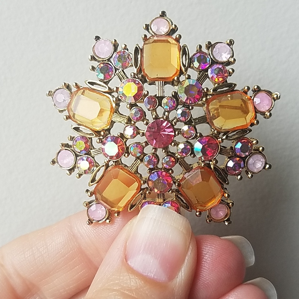Rhinestone brooch